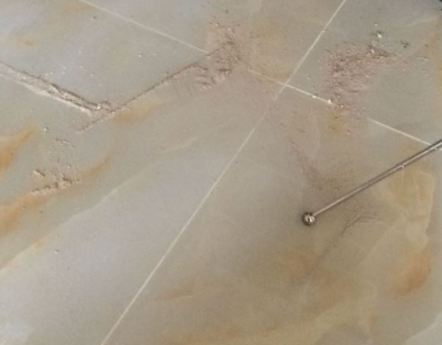 化州瓷砖空鼓维修公司分享粘合剂选择不当在瓷砖铺贴过程中可能导致以下问题